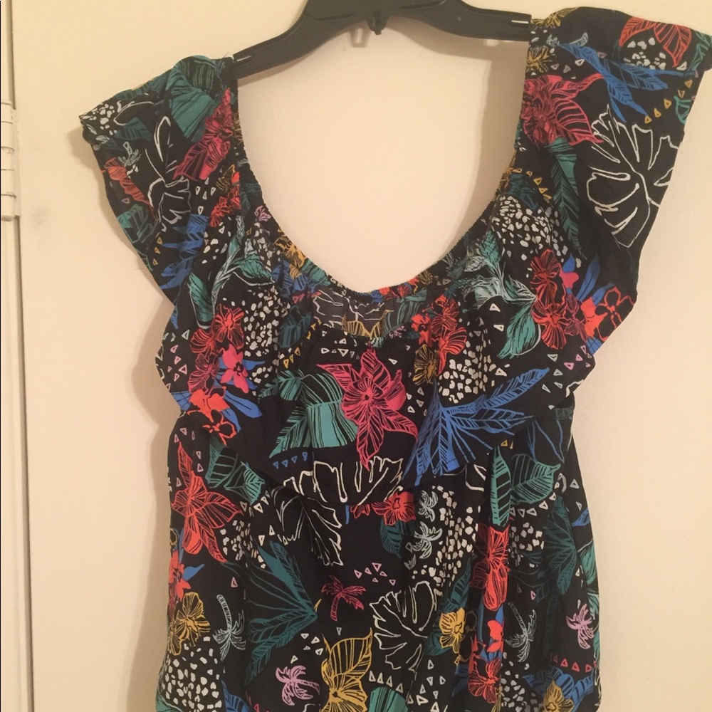 Juniors Arizona black shirt